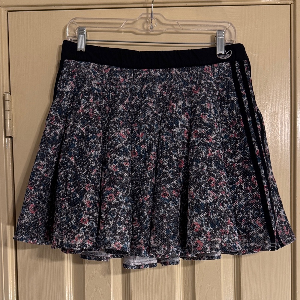 adidas Floral Print Circle Skirt with Black Waistband - Picture 5 of 8